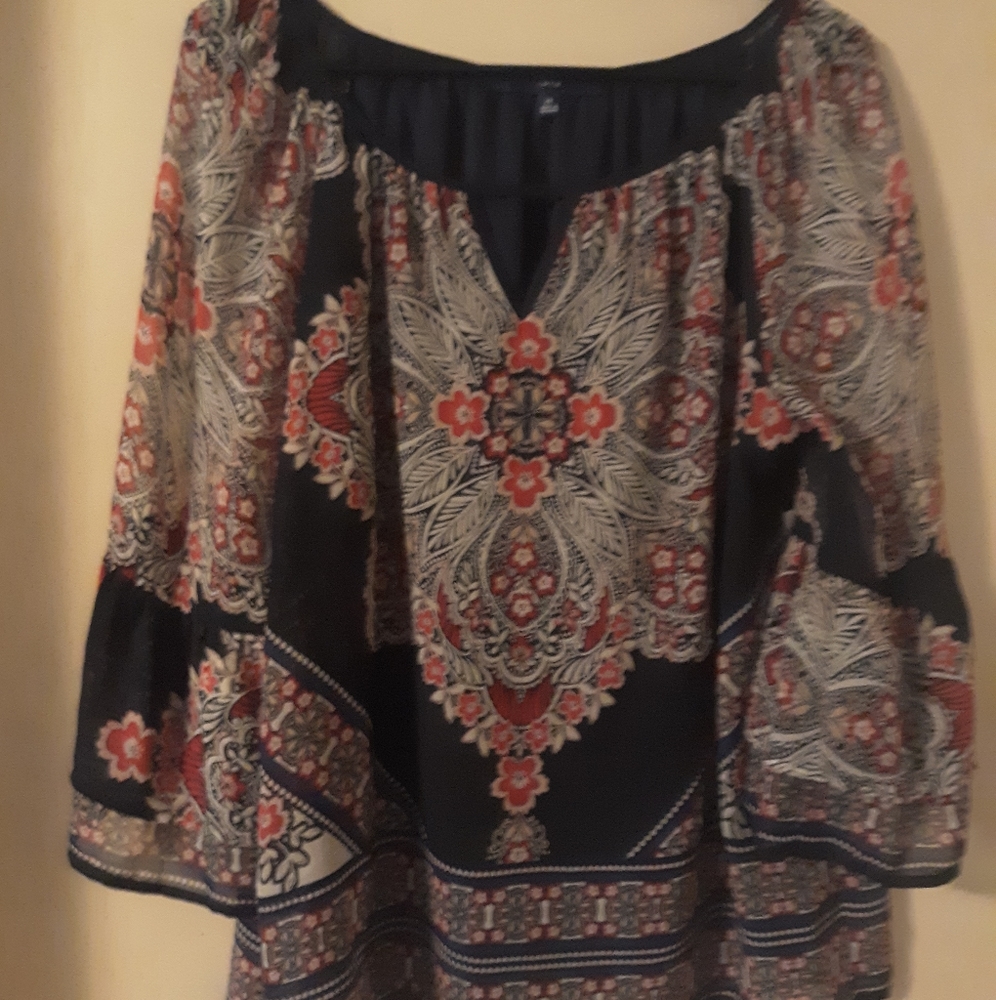 Beautiful boho bell sleeve blouse